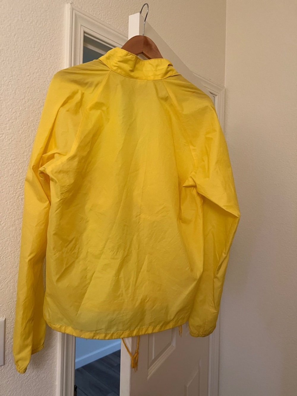 Dole Banana Windbreaker Vintage - Picture 3 of 3